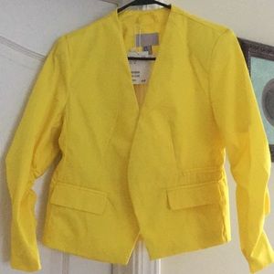 Fashion blazer w/ruched sleeves🌼